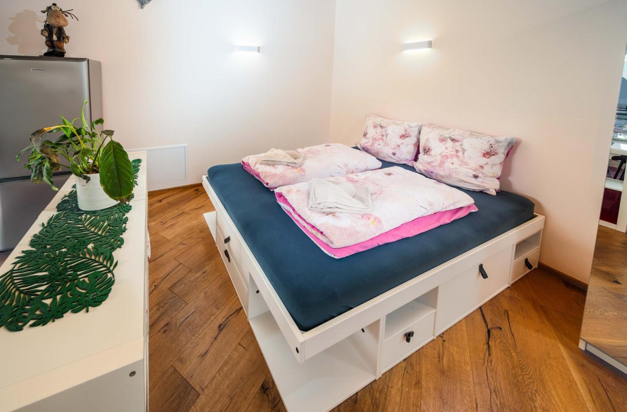 Apartment White Der Sportschule Badura Leipzig Eksteriør bilde